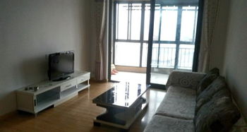 花山軟件新城碧桂園生態(tài)城依云2房出租，月租2000元隨時看房